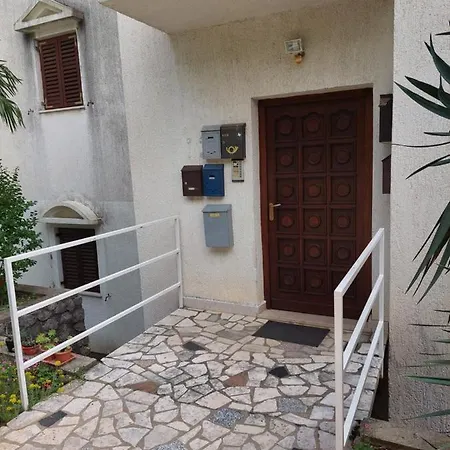 アパート Apartman Icici Ičići